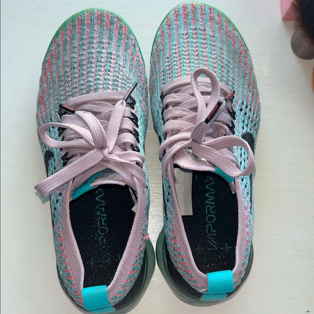 Nike Pink Teal Black Multicolor Air VaporMax Flyknit Athletic Shoes - Picture 4 of 7